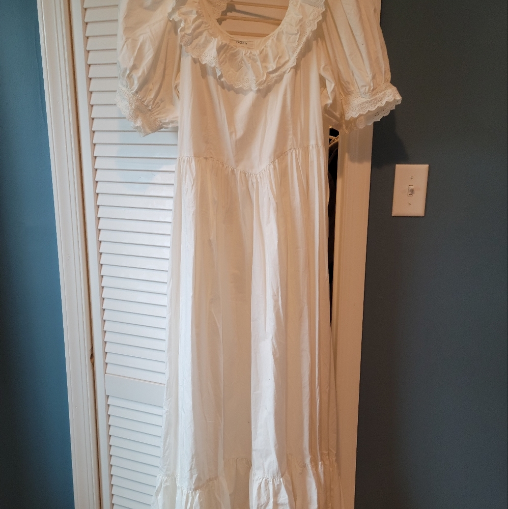 Dôen Lupine Dress in salt